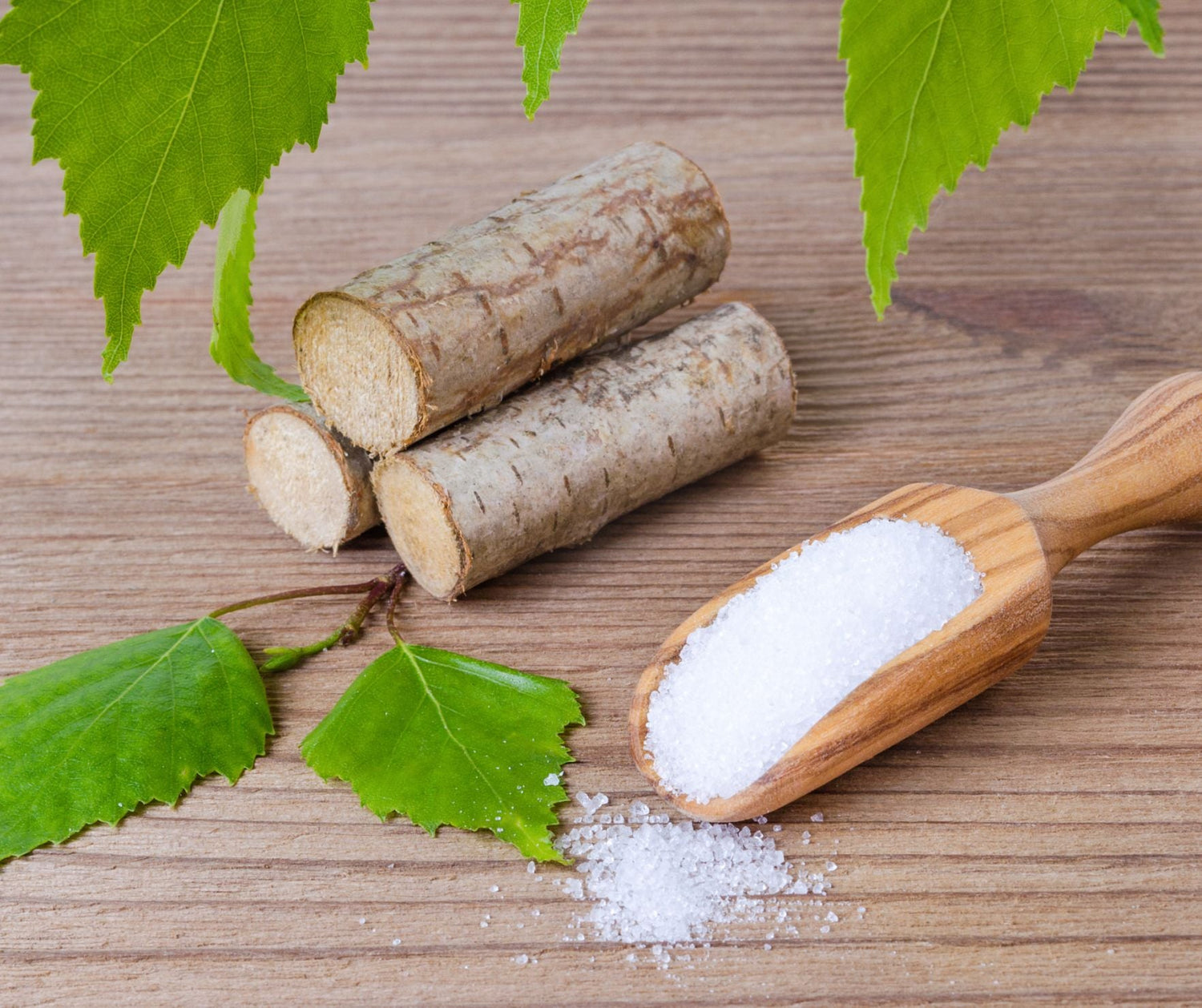 Beobachtende Studien zeigen Zusammenhänge, aber bewerten nicht automatisch Kausalität. Weitere langfristige, kontrollierte Studien sind nötig, um die Sicherheit für die allgemeine Bevölkerung komplett zu klären.